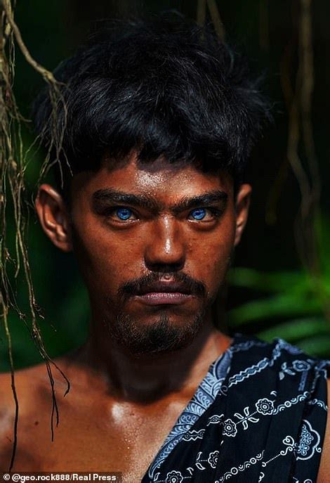 Indonesian tribe with extremely rare electric blue eyes due to genetic fluke photographed ...