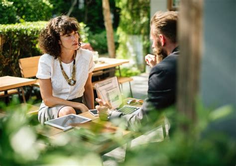 Communicate tactfully: how? [Tact meaning & tips!] | Happy Rubin