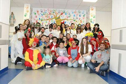 Gli Studenti Di Latina Portano Il Carnevale Nel Reparto Di Pediatria Del Goretti Latinapress