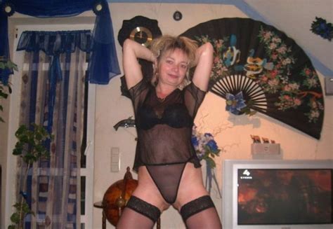 Amateur Erotic 4 1404200058 Zrelye Zhenschiny V Nizhnem Bele I Bez Nego 21 Porn Pic