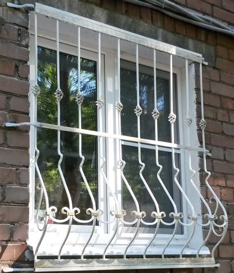 Решетки: на окна, батареи, камин, балкон. Кованые, металлические ...