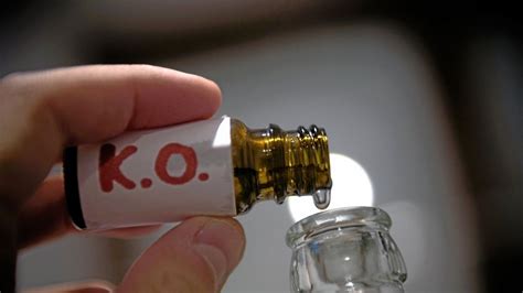 Berlin Kollege Bet Ubt Polizistin Und Bietet Sie Zum Sex An