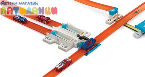 Писта с изтрелвачка Hot wheels