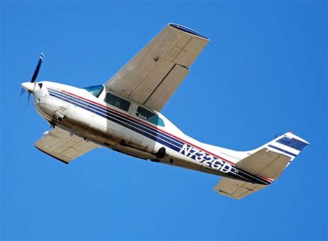 Cessna 210 Raviationliveries