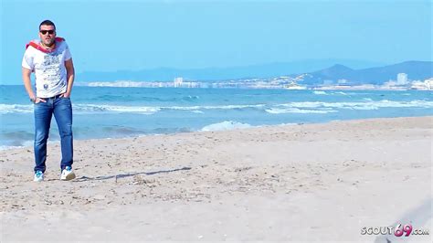 Scout69 Stranger Guy Talks To Skinny MILF Zaza La