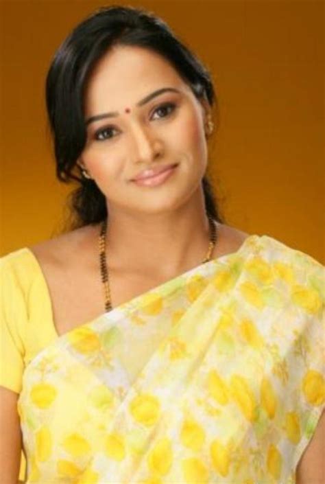 Anupama Kumar Hot Photos Veethi