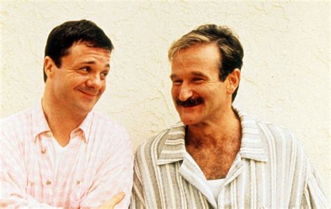 Robin Williams Stopped Co Star Being Outed As Gay On Talk Show