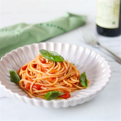 Spaghetti met verse tomatensaus Mariëlle in de Keuken