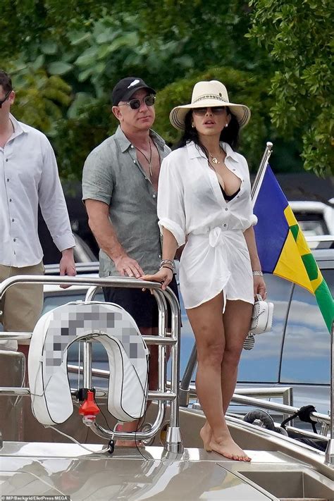 Amazon Billionaire Jeff Bezos And His Bikini Clad Girlfriend Lauren Sanchez Canoodle On A Yacht