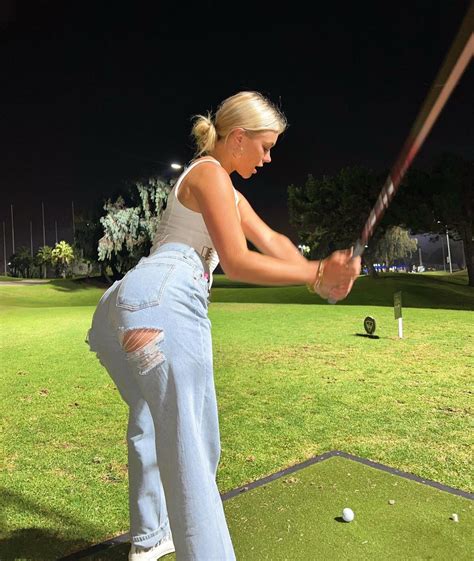 Katie Sigmond 09/29/2022 • CelebMafia