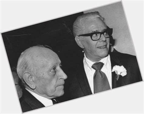 Pictures of Desi Arnez Hines II