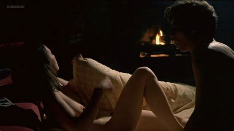 Naked Ariadna Gil in Lágrimas negras