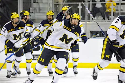 Michigan Hockey Game #26: Michigan 4, Ohio State 1 | mgoblog