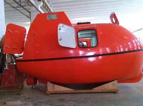 Totally Enclosed Lifeboat Bosunmarine Bosunmarine