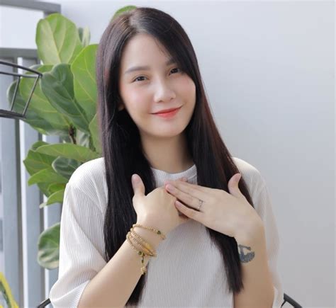 Thanh Tr N L Ai Ti U S S Nghi P V I T C A Hot Mom N I Ti Ng Tr N Mxh Doanh Nghi P