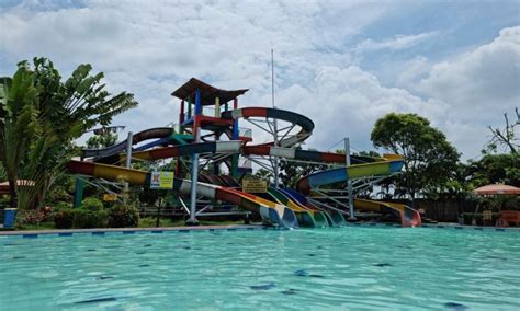 Grand Puri Water Park Wisata Air Favorit Dengan Beragam Wahana Seru Di