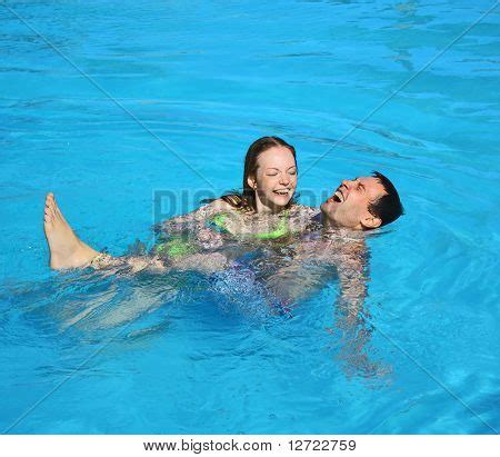 Beautiful Naked Couple Kissing Water Outdoors Images Illustrations Vectors Beautiful Naked