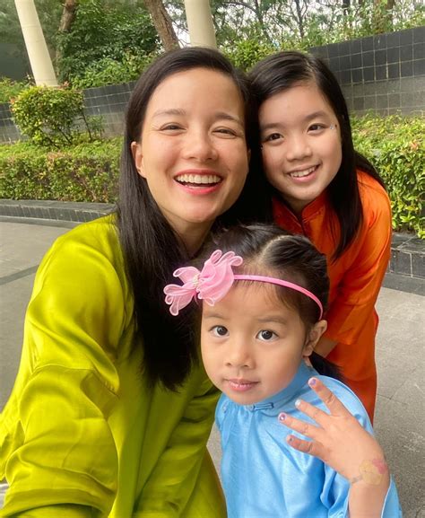 Thay V Nh Ch A Khi Con Ng Hot Mom N Y L I C C Ch D Y Con C C Th Ng Minh