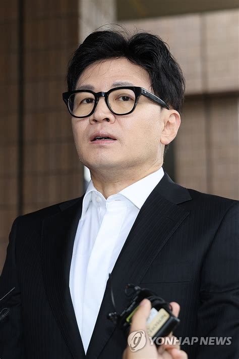 이재명 구속영장 기각 관련 입장 밝히는 한동훈 연합뉴스