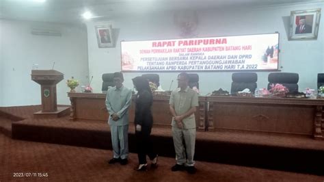 Wakil Bupati Batang Hari H Bakhtiar Sp Hadiri Rapat Paripurna DPRD