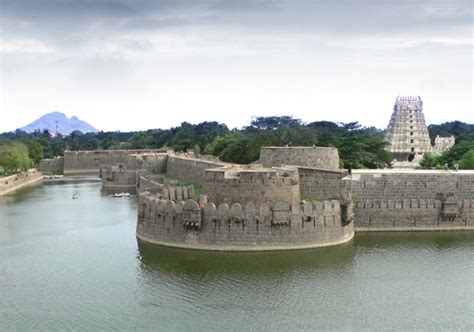 vellore fort  prime attraction  completely   granite
