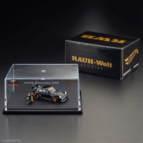 Hot Wheels Porsche Model Car In Glass Case