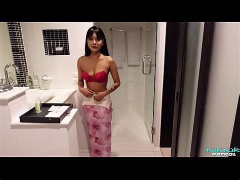 TukTukPatrol Una Linda Tailandesa Es Penetrada Por Una Polla Extranjera XVIDEOS