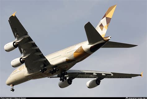 A6 APE Etihad Airways Airbus A380 861 Photo By Akbarali Mastan ID