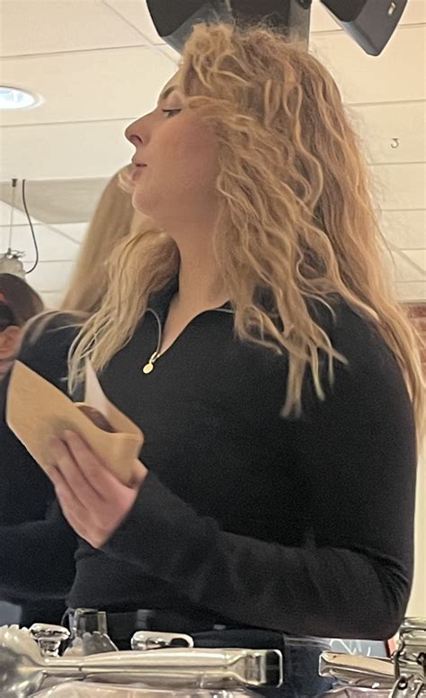 Hot Thick Blonde In Jeans Ass Forum