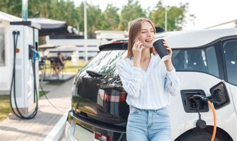 Como os carros elétricos vão mudar as cidades