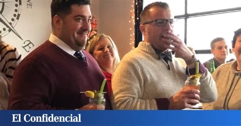 Los Alumnos De Un Profesor Gay Le Dan Una Gran Sorpresa Para Celebrar Su Boda