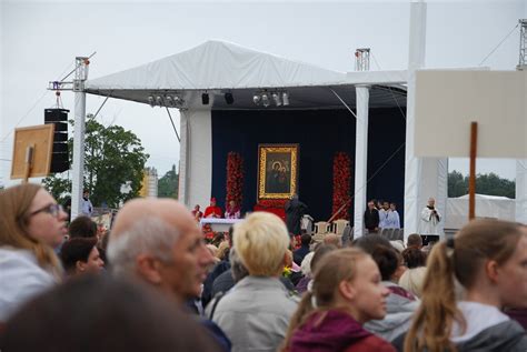 Pielgrzymka I Koronacja Cudownego Obrazu Matki Bo Ej Bukowskiej