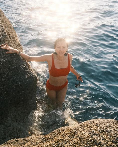 Nhìn ngắm 85 ảnh Ngô Thanh Vân bikini sexy đầy táo bạo