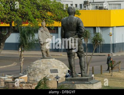 A statue King Dinuzulu Cetshwayo which has been covered for 2 years Stock Photo: 61105913 - Alamy