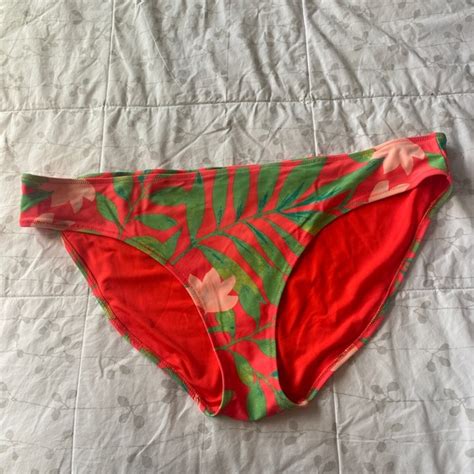 Aerie Swim Ae Aerie Swim Bikini Bottom Tropical On Red Background Xxl Poshmark