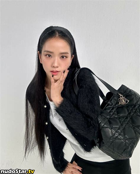 BLACKPINK Jisoo Qenshizu Sooyaaa Nude OnlyFans Photo
