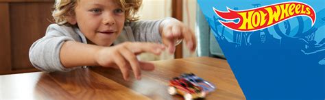 Amazon Ultimate Hot Wheels Crashing Action With The Criss Cross Crash Track Set Amazon