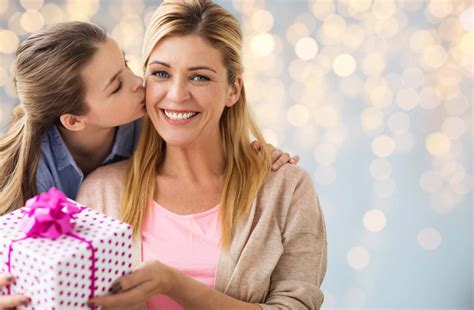 Regali Di Natale Per La Mamma Idee E Consigli Per Renderla Felice