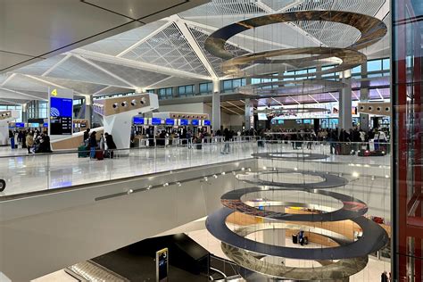 newarks stunning  terminal    open    st day