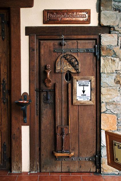 Старинные двери...Магия времени.. Обсуждение на LiveInternet ...