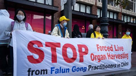 Activists Falun Gong Practitioners Demand Ccp Leader End Human Rights