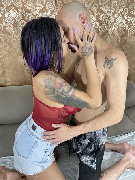 Suck The Meat Popsicle Until Milk Comes Out Of The Mouth Nude Pics Xhamster