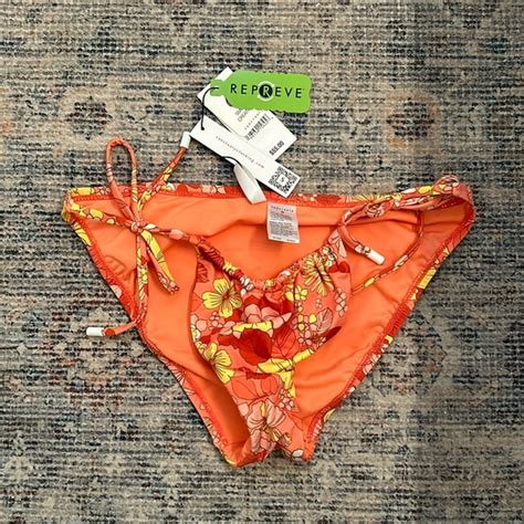 Swim Nwt Bikini Bottoms Size S Poshmark