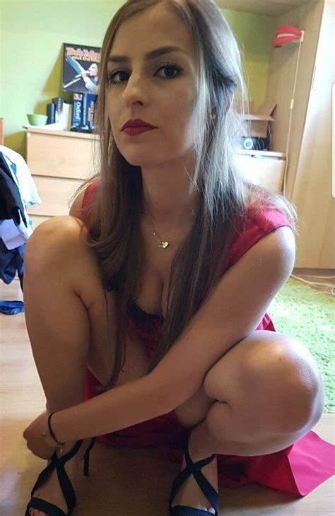 Laura Nude Porn Pictures Xxx Photos Sex Images Pictoa