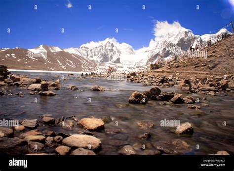 Gurudongmar Lake North Sikkim Stock Photo Alamy