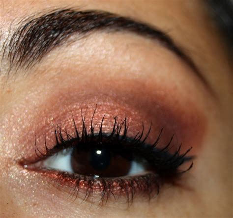 Make Up By Linoa Maquillage Avec La Naked Heat Le Chaud En Automne