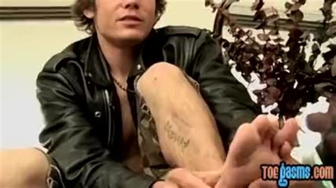 Feet Loving Dude Tugging His Dick Until A Solo Climax Free Porn Videos YouPornGay