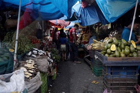 Reducen tamaño de puestos de venta para habilitar calles