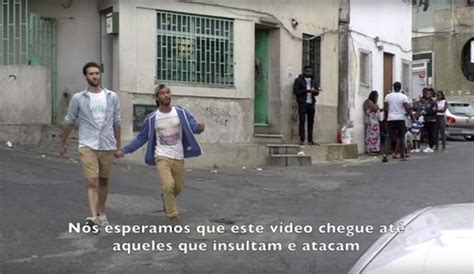 O que acontece quando casal gay está agarrado em Lisboa Blog XY