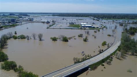 Michigan Dams Fail Flooding Forces Evacuation Live Updates The New